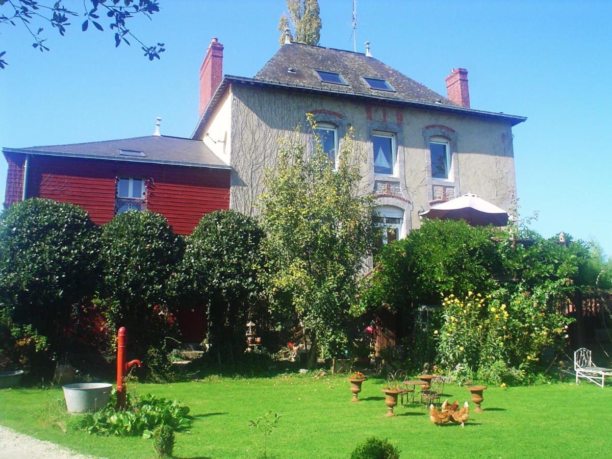 La Chaussee D'Olivet En Mayenne Exterior photo