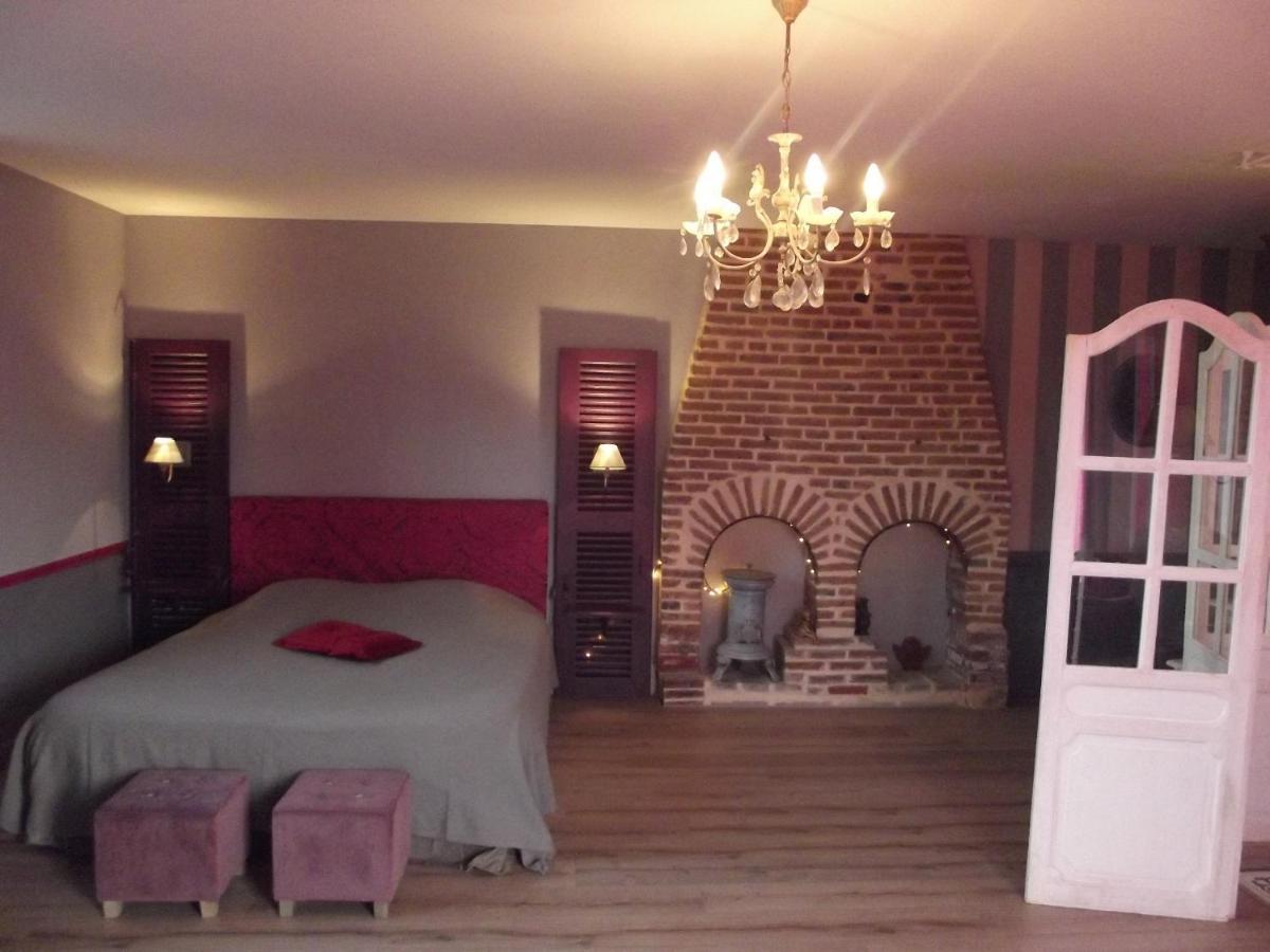 La Chaussee D'Olivet En Mayenne Room photo